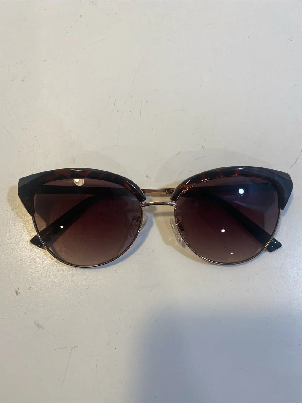 Reaction Kenneth ColeTortoiseshell Cat Eye Sunglasses  Brown Gradient Lenses